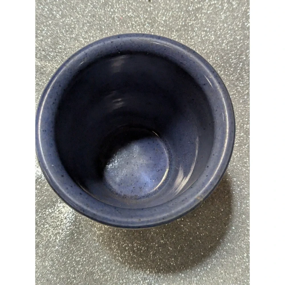 Vintage Brothers Norwich Ontario‎ Canada Blue medium planter flower pot